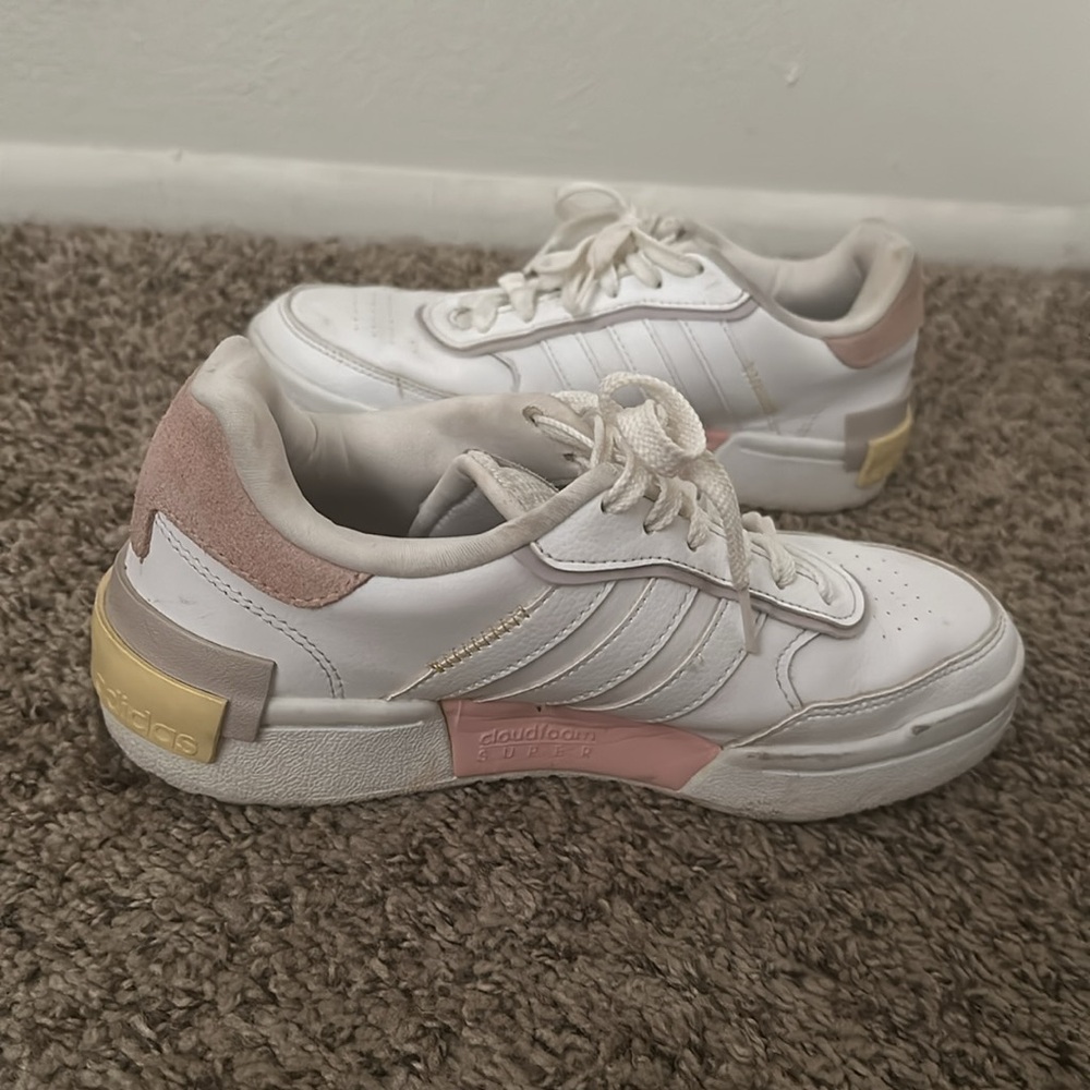 Adidas Postmove SE "Ftwr White/Vapour Pink" Women's size 6